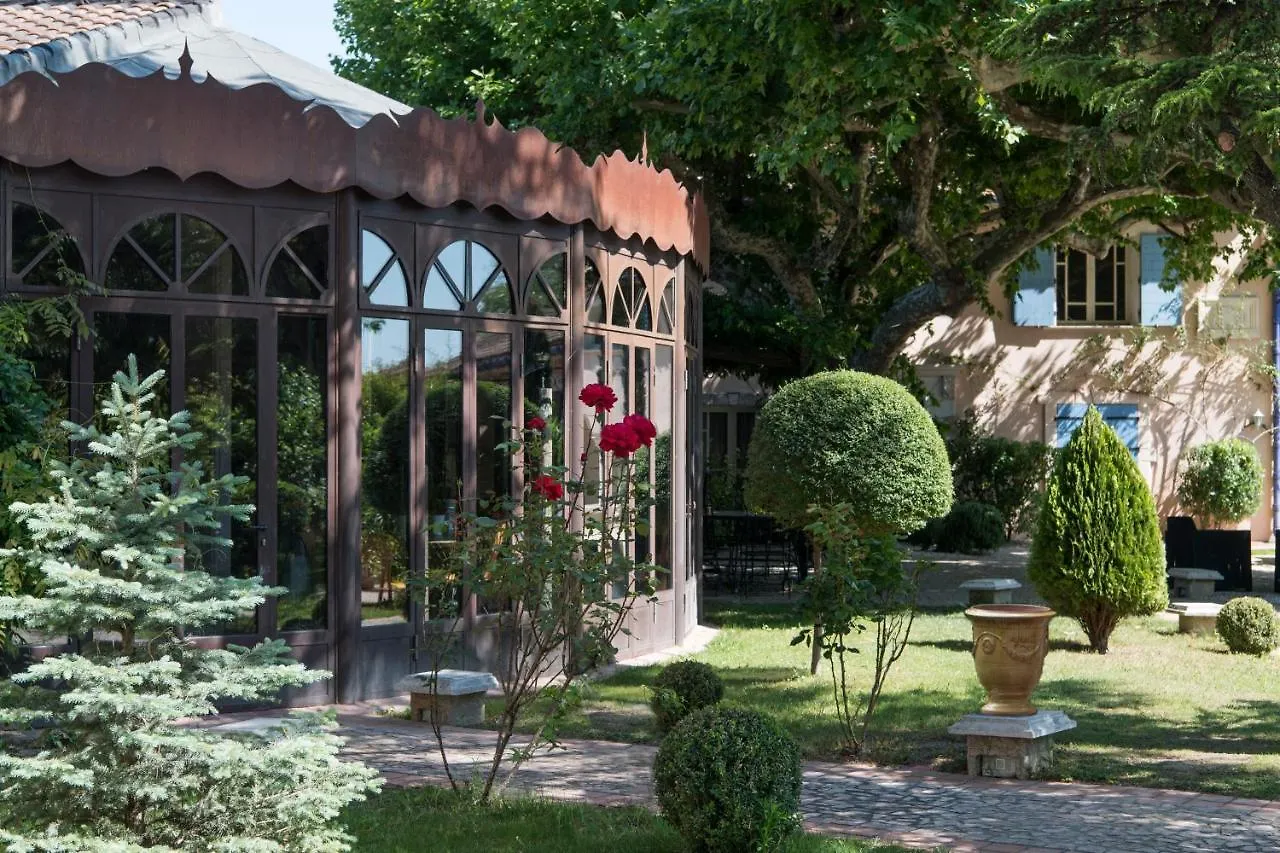 Hotel L'Insoupçonnée Saint Rémy de Provence à Noves