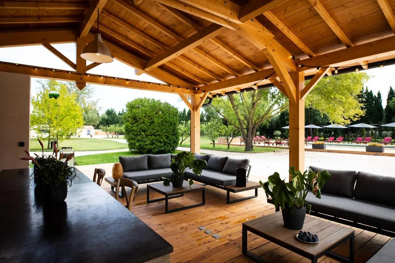 Hotel L'Insoupçonnée Saint Rémy de Provence à Noves France