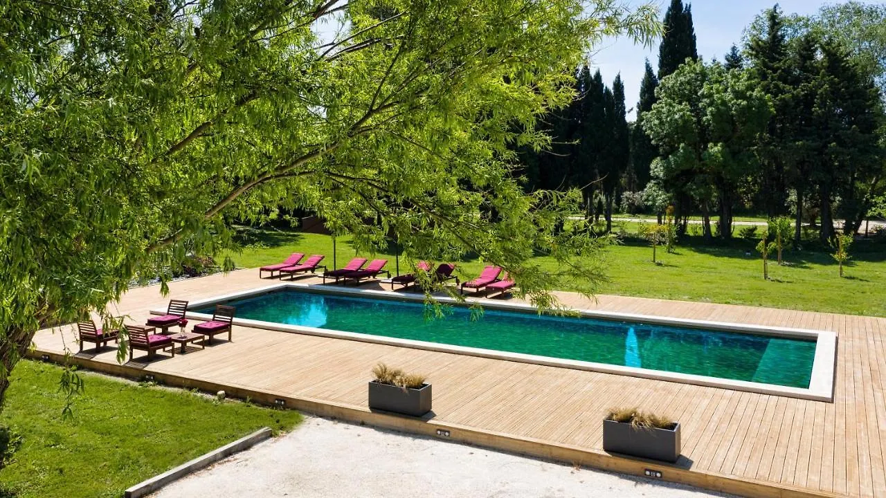Hotel L'Insoupçonnée Saint Rémy de Provence à Noves