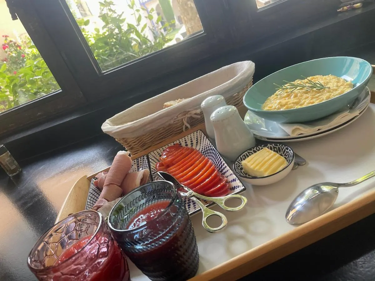 L'Insoupconnee Saint Remy De Provence By A Pinch Of Soul Hotel Noves 0*,  Frankrijk